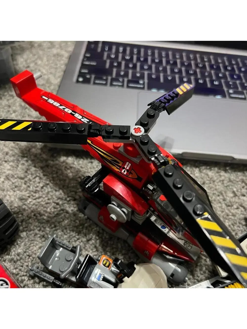 LEGO 8863 - World Racers - Blizzards Peak